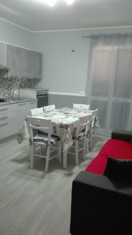 ריאלמונטה Casa Vacanza Rosariomaria מראה חיצוני תמונה