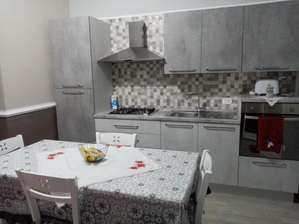 ריאלמונטה Casa Vacanza Rosariomaria מראה חיצוני תמונה