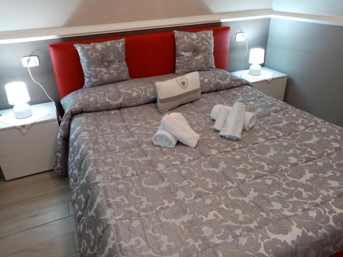 ריאלמונטה Casa Vacanza Rosariomaria מראה חיצוני תמונה